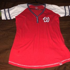 NWOT. Washington Nationals V Neck T-shirt medium.